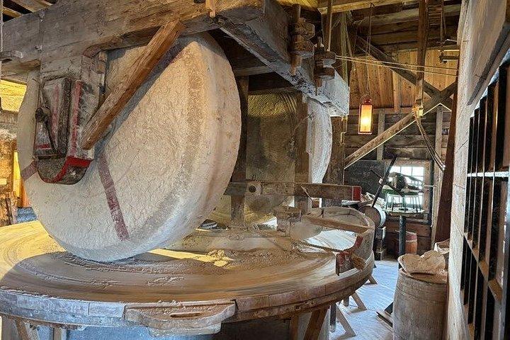 Amsterdam Zaanse Schans Windmills Clogs Cheese Small Group Tour