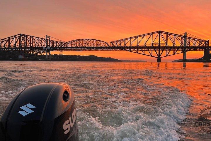 Sunset Zodiac Boat Tour on St Lawrence River