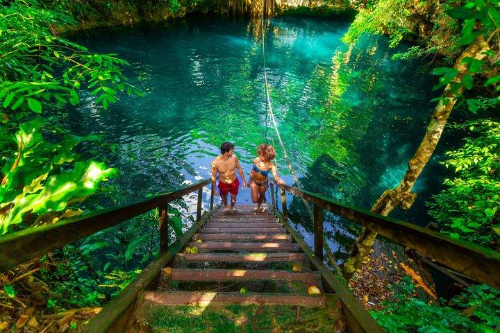 Ziplining em Cancun com ATV Ride, Cenote & Transporte.