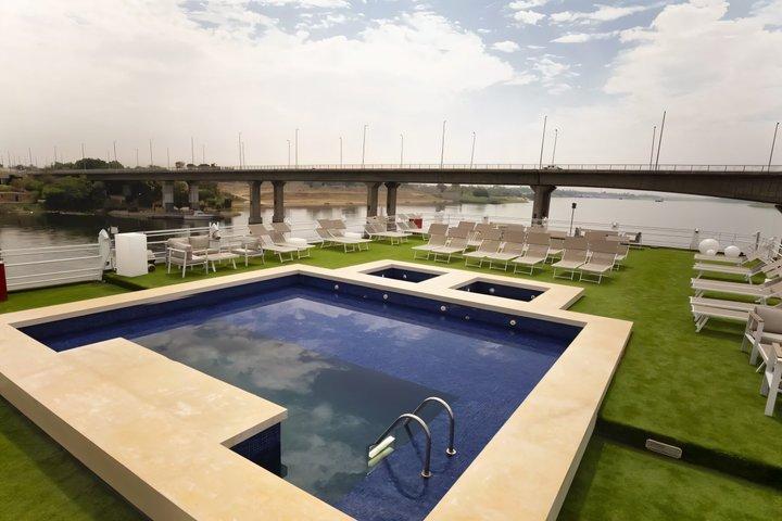 Crociera sul Nilo di 3 giorni e 2 notti da Assuan a Luxor