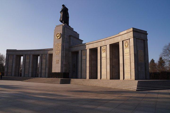 Walking tour of the Second World War