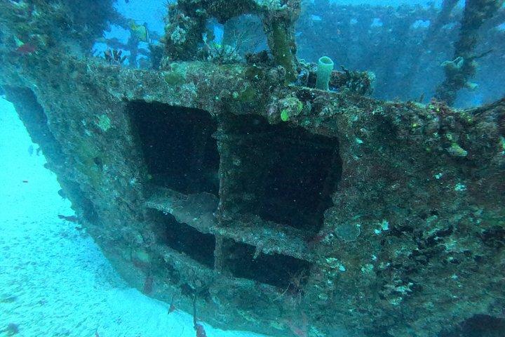 2-Tank Scuba Dive: Puerto Morelos Reef & Shipwreck | Small Groups