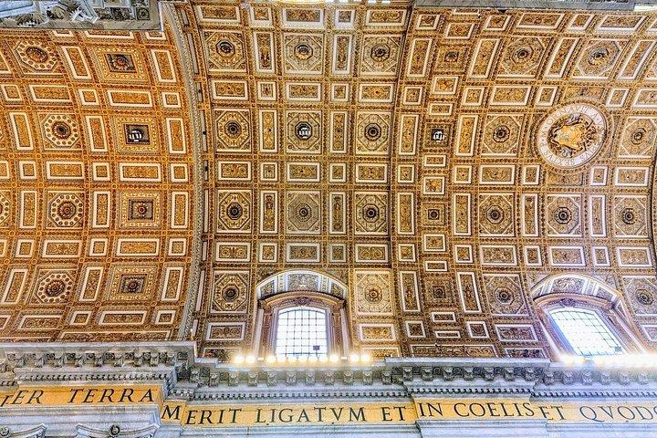 サン・ピエトロ大聖堂ドーム登頂チケットとセルフガイド音声ツアー