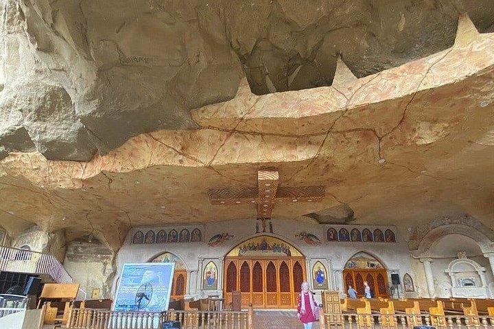 プライベートコプト、城塞と洞窟教会とイスラムカイロ