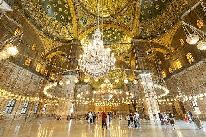 プライベートコプト、城塞と洞窟教会とイスラムカイロ