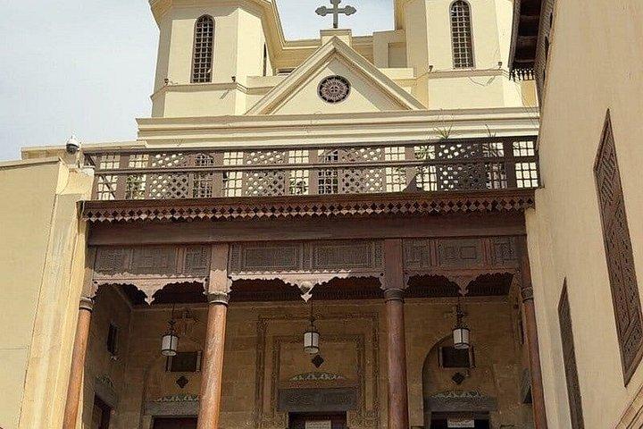 プライベートコプト、城塞と洞窟教会とイスラムカイロ