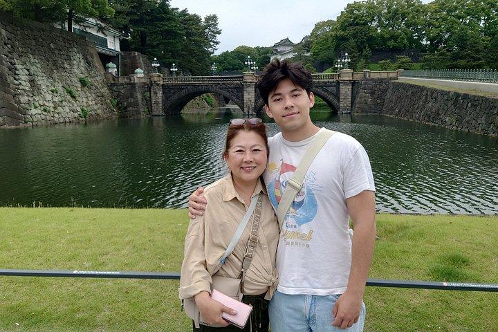 浅草・谷中ローカルストリートフードツアー（ライセンスガイド付き）