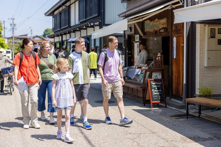 Visite guidée privée de Shirakawa-go et Guide Takayama