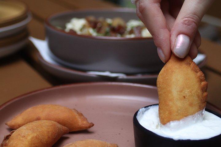 ブラチスラバ：14種類以上の試食と現地ガイド付き旧市街フードツアー