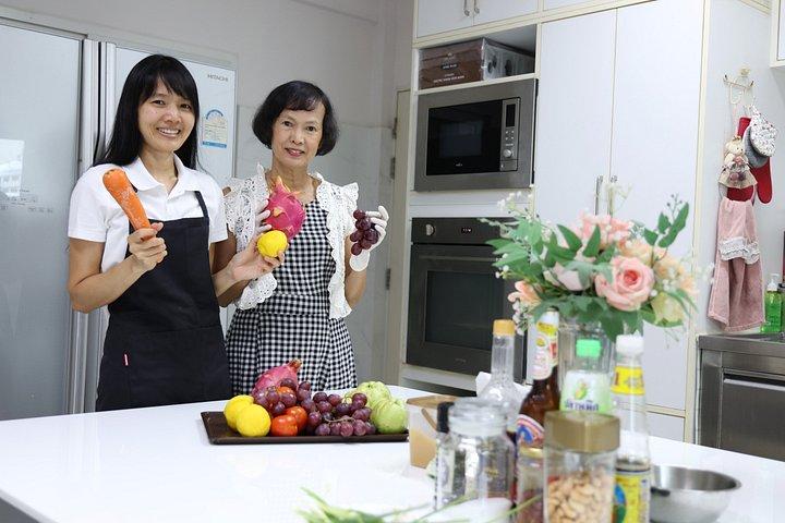 バンコク近郊の個人宅で終日タイ料理教室