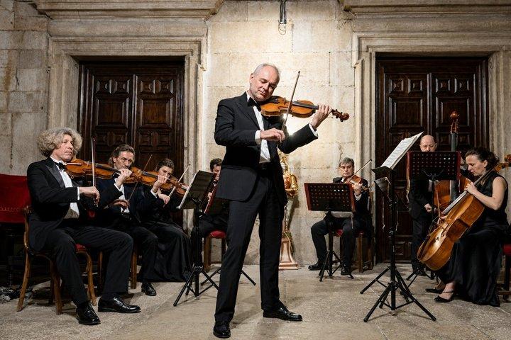 Concerto da Ópera Casanova na Praça de São Marcos