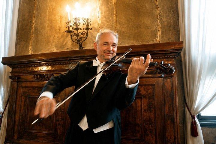 Concerto da Ópera Casanova na Praça de São Marcos