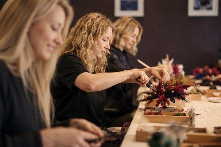 Bonsai Making Workshop and Take Home in Arashiyama Kyoto