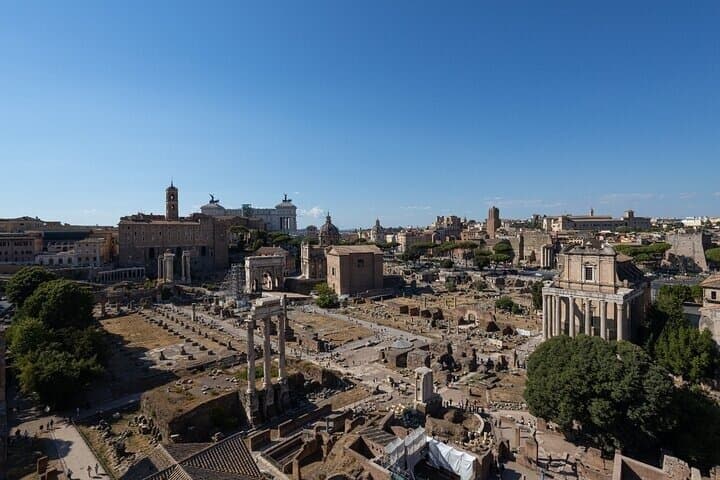 Colosseum Self Guided Audio Tour in Rome