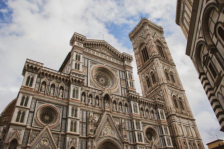 プライベートドライバー付きローマからフィレンツェへの日帰り旅行