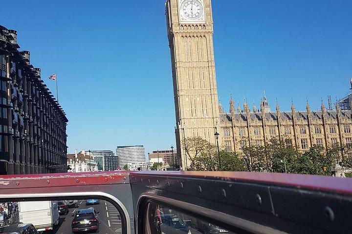 London Open Top Sightseeing Bus Tour with Live Guide