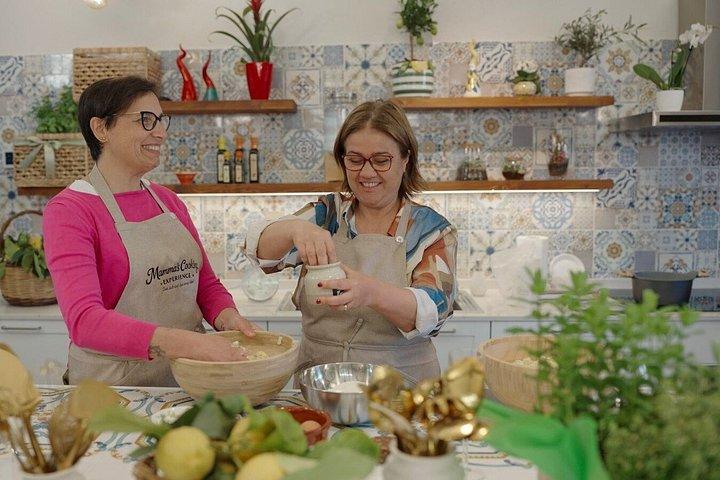 マッサ・ルブレンセでのイタリア語料理教室は真の家族体験
