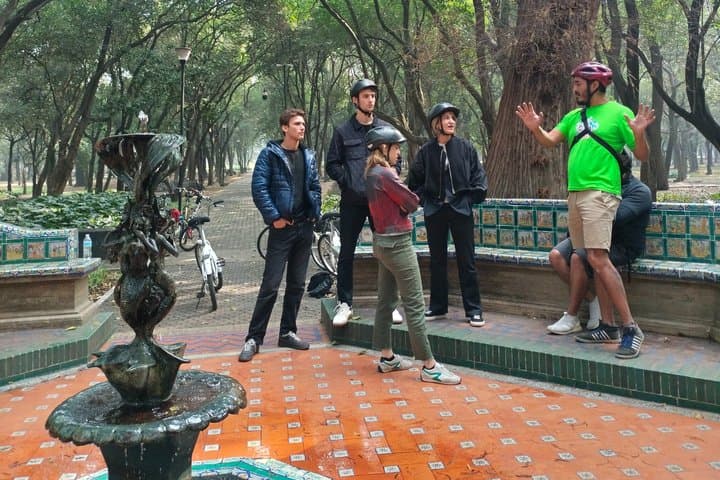 Ride Mexico City Historic Center, highlights w/ taco stop