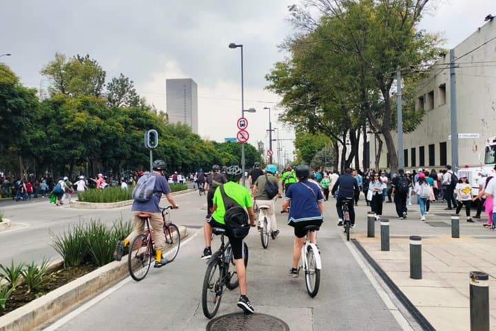 Ride Mexico City Historic Center, highlights w/ taco stop