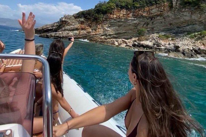 Gita in motoscafo alle 5 isole di Ksamil e nuoto