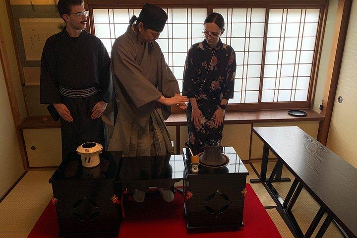 本格的な茶道（オープンセッション、最大8名様）テーブル＆椅子