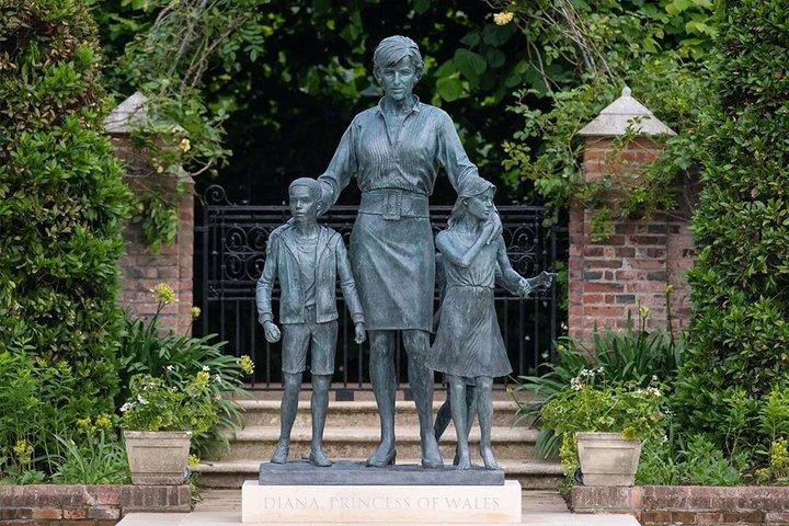 Princess Diana and Royal Kensington Gardens Tour