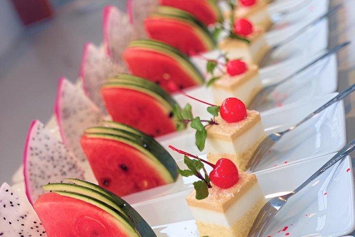 ハロン・カタマランによるハロン湾＆ランハ湾豪華日帰りクルーズ