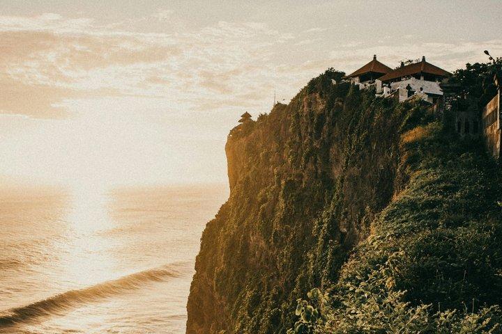 Tour Privado : GWK, Uluwatu Sunset & Kecak Dance