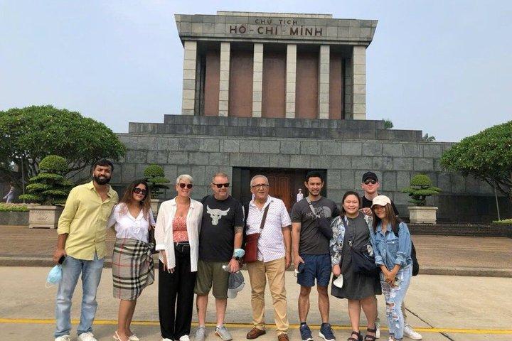 7日間北ベトナム旅行パッケージハノイハロンベイサパ