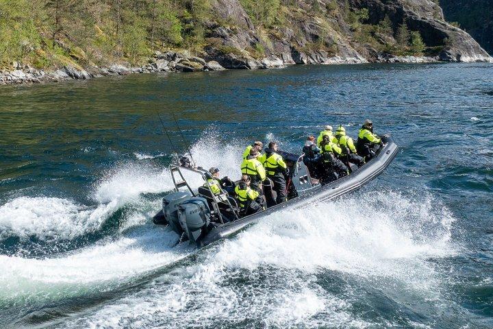 RIB Abenteuer nach Modalen Geführte Fjord Safari von Bergen