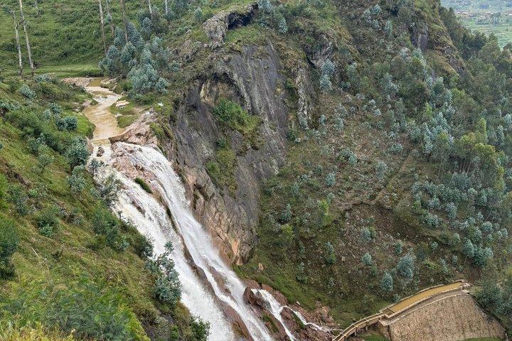 Excursión de un día completo al lago Kigali con crucero privado en barco