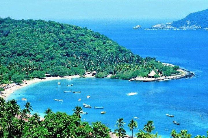 Snorkeling Experience at Las Gatas Beach in Zihuatanejo