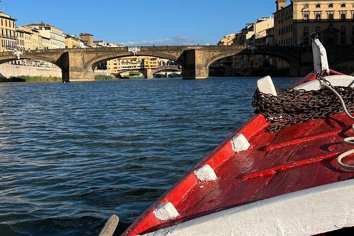 VIP Florence Private Sunset Boat Tour with Prosecco