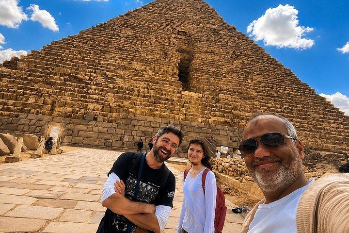 Customizable Tour: Giza Pyramids, Sphinx, Saqqara , Dahshur