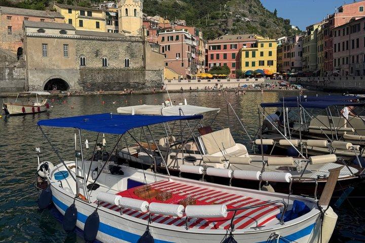Boottocht in het hart van de Cinque Terre in Vernazza.
