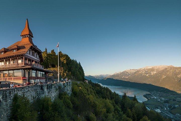 From Interlaken: Private Iseltwald, Lauterbrunnen & Grindelwald