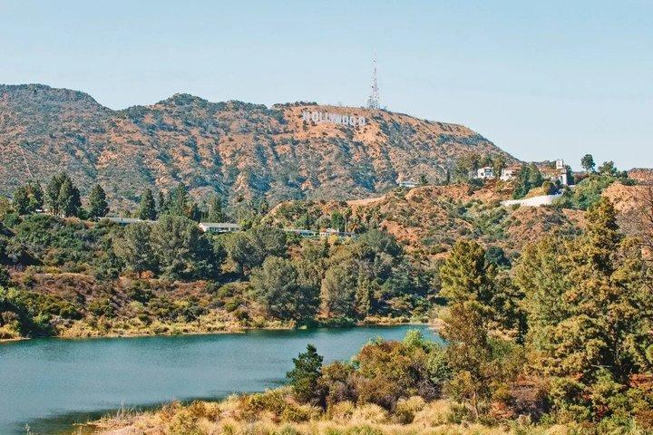LA : ウォーク・オブ・フェームからのハリウッドサインハイキングツアー