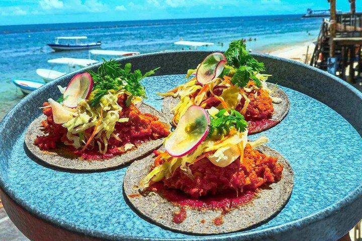 カンクンビーチタコツアーテキーラテイスティングで食の旅