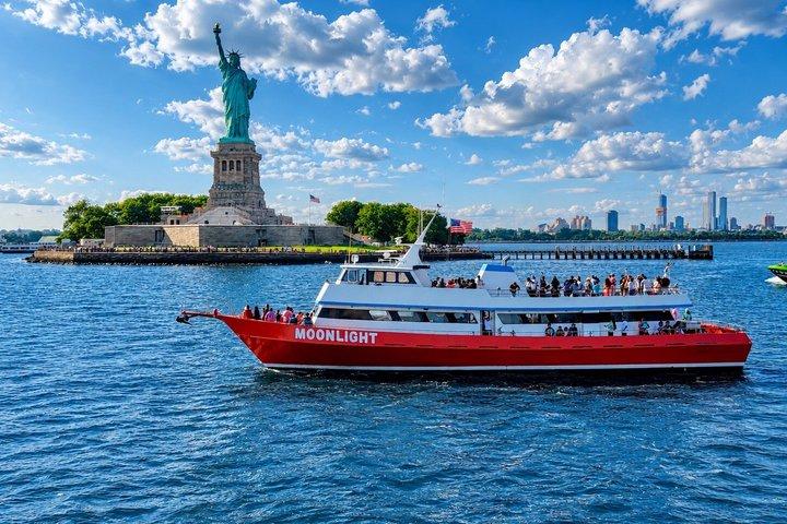 NYC Ikonische Wahrzeichen Kreuzfahrt & Freiheitsstatue | FREE DRINKS
