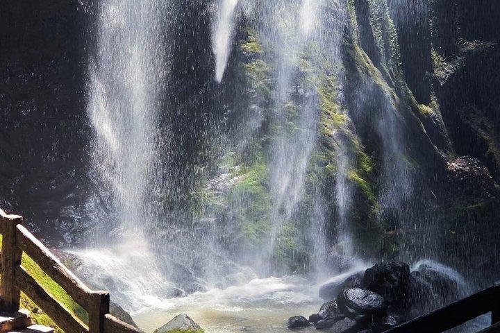 重慶武隆天然三橋と龍水峡