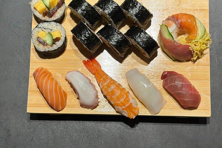浅草でシェフパフォーマンスで贅沢サムライ寿司体験
