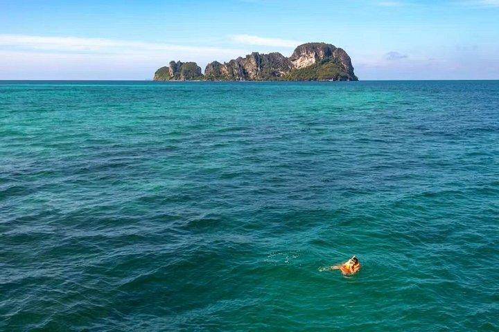 ピピ島終日ツアープーケット発サンセットパワーカタマラン