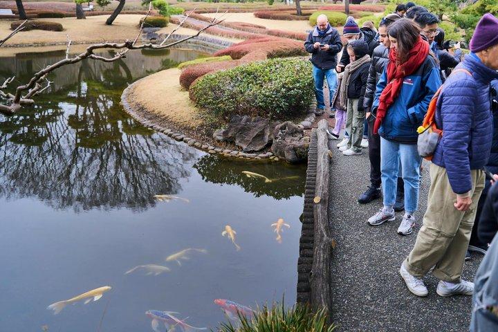 Private Tokyo Castle and Imperial Palace Shogun Walking Tour