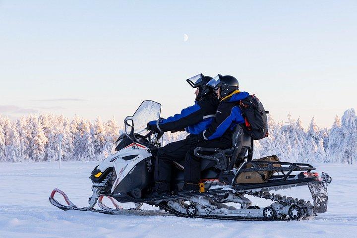 Safari in motoslitta sulla Tundra - Saariselkä