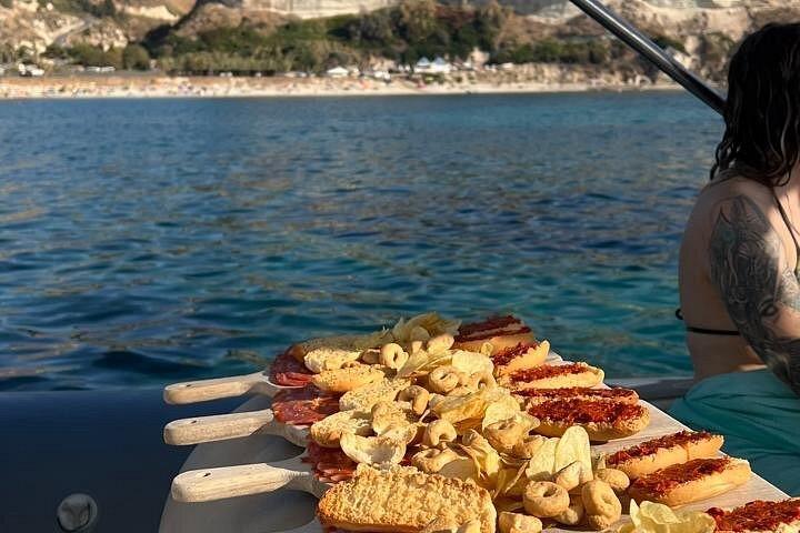 日没時の食前酒（グループ）