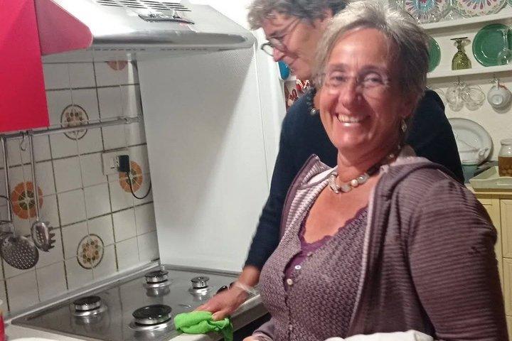 Bari Countryside Cooking Class with Orecchiette & Wine