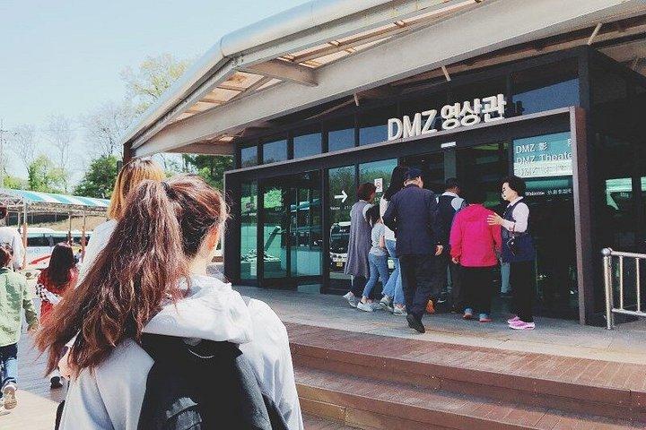 Premium DMZ Small-Group Tour with North Korean Defector Q&A