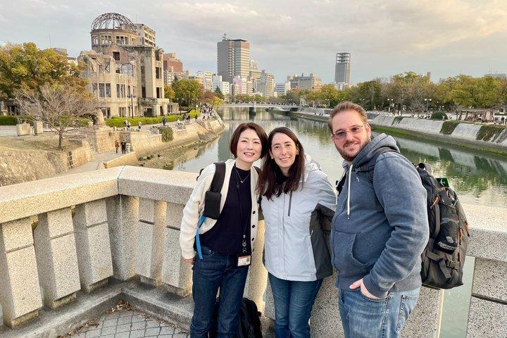 Hiroshima & Miyajima en 1 jour : Visite privée, Guide licencié