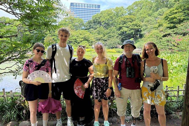 ライセンスガイド付き車での東京カスタマイズプライベートツアー