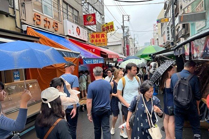豊洲まぐろオークション＆築地地場グルメツアー、ライセンスガイド